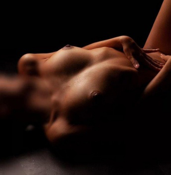 Анкета проститутки Ульяна - город Джерокай, 24 года, №5946